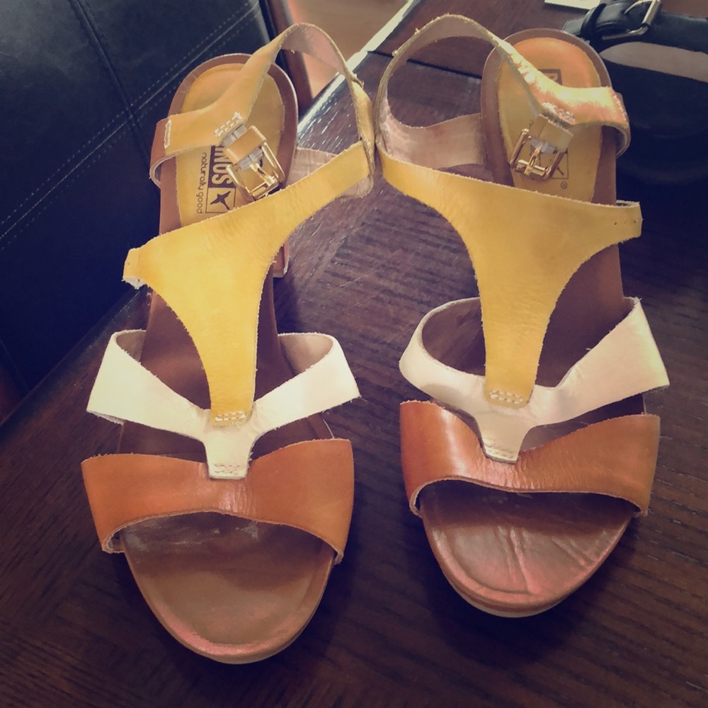 Women’s Shoes